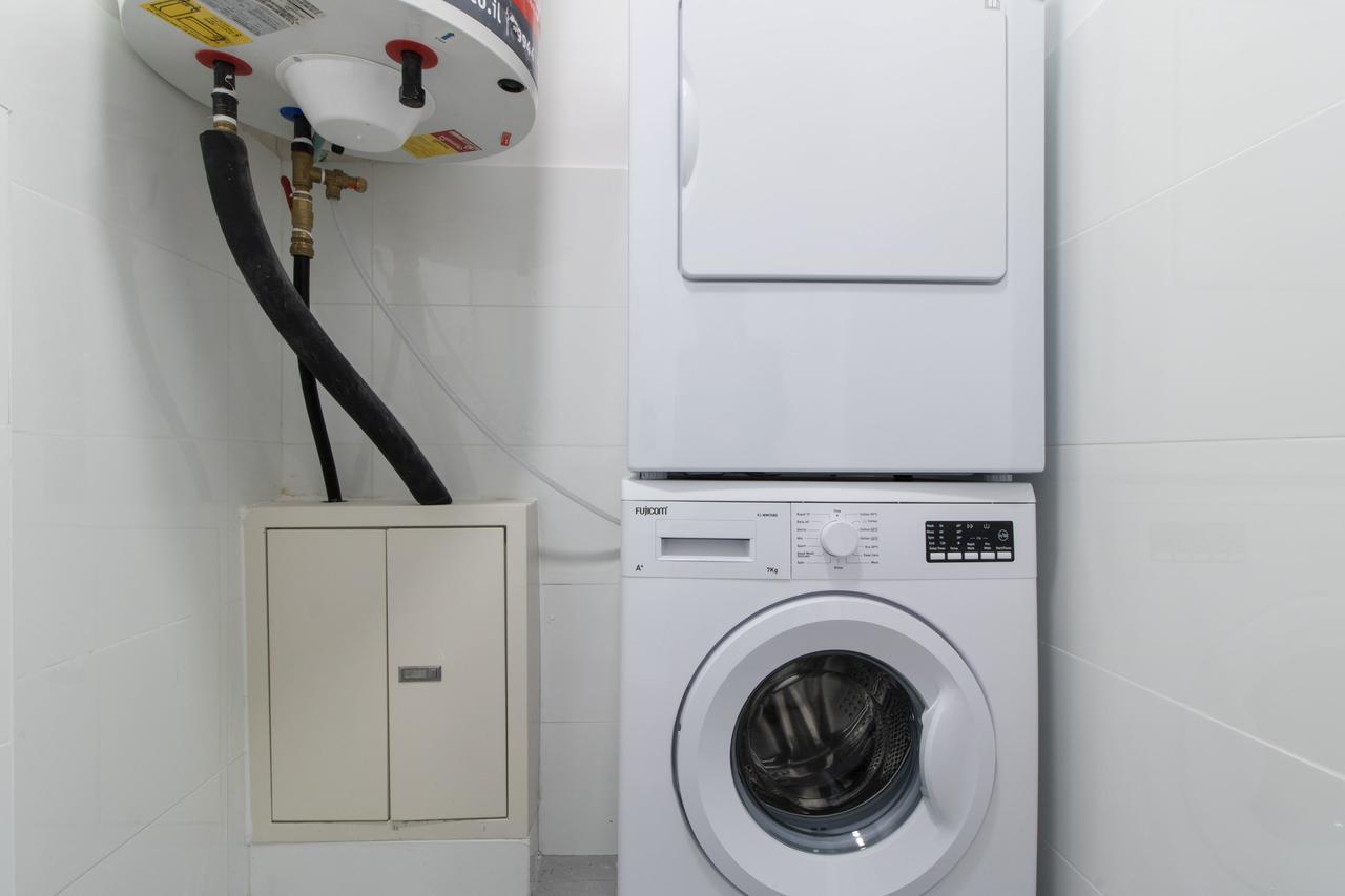 Luxury One-Bedroom Apartment/Parking In City Center Jerusalem Exterior photo